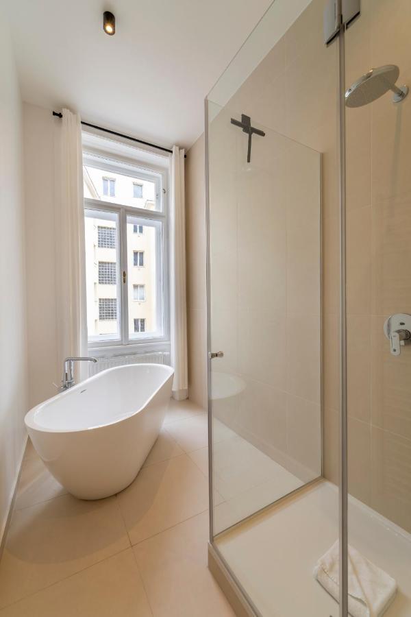 Josef'S Home I Deluxe Apartment In Ideal Location Bécs Kültér fotó