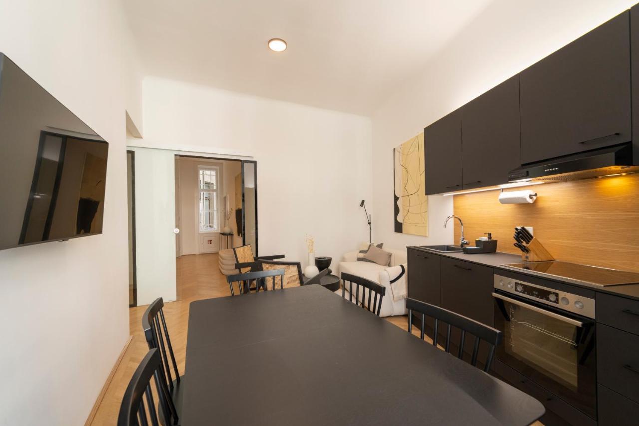 Josef'S Home I Deluxe Apartment In Ideal Location Bécs Kültér fotó