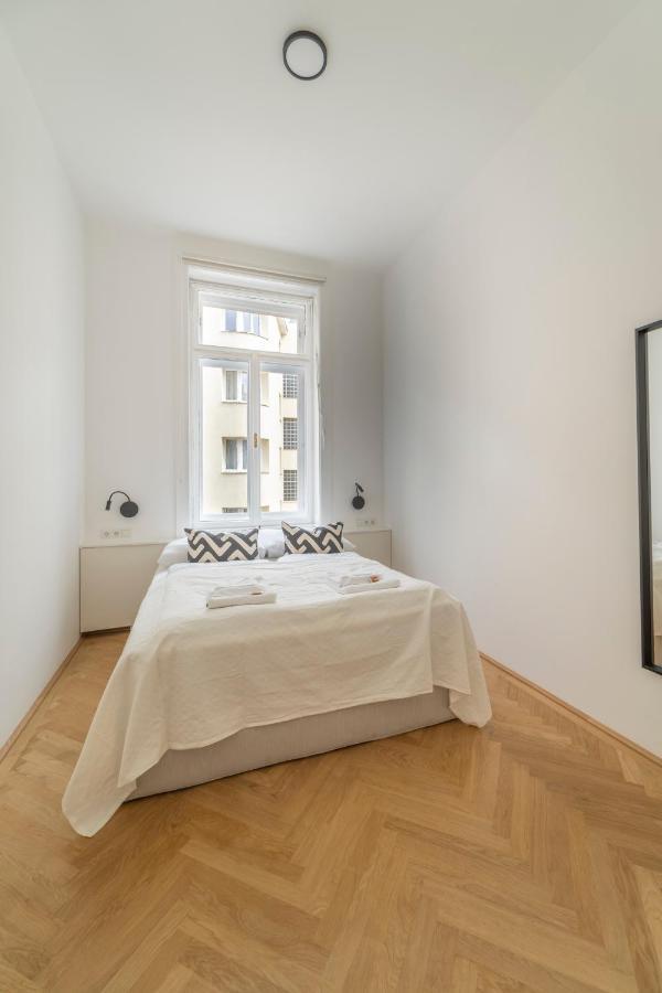 Josef'S Home I Deluxe Apartment In Ideal Location Bécs Kültér fotó
