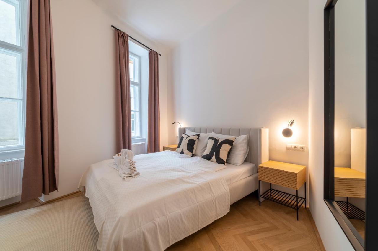 Josef'S Home I Deluxe Apartment In Ideal Location Bécs Kültér fotó